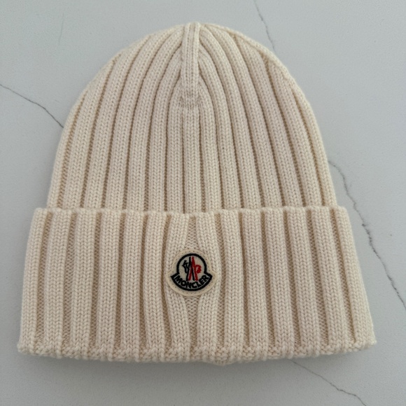 MONCLER Wool Beanie Beige Wool Warm Designer Hat Fall Winter - Picture 2 of 8